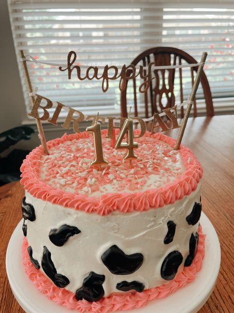 Cowprint Birthday Cakes, Hot Pink Cow Print Cake, Preppy Cow Print Birthday Party, Cow Print And Teal Party, Hot Pink And Cow Print Party, Cow Print Birthday Cake, Cow Print Cake, Country Birthday Cakes, Cow Print Cakes