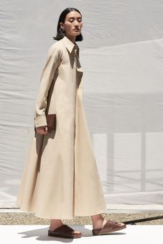 일본 패션, Resort 2020, Column Dress, 2020 Fashion, Minimal Chic, 가을 패션, Fashion Mode, Shirtdress, Outfit Idea