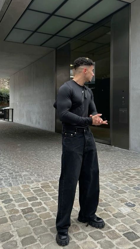 Men’s Black Outfits, Grunge Outfits Men Edgy, Black Outfits Male, Men’s All Black Outfit Casual, Event Outfit Men, Starboy Outfit Aesthetic, All Black Men Outfit, Men’s All Black Outfit, Mens Vegas Outfit Night