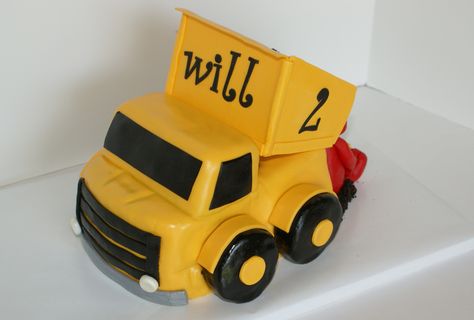 Fondant Truck, Dump Truck Cake, Dump Truck Cakes, Fun Cake Ideas, Oreo Dirt, Construction Cake, 2nd Birthday Cake, Truck Cake, Black Fondant