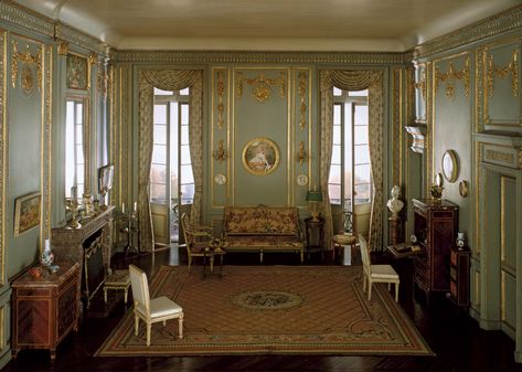 French Salon, Historical Interior, Dining Room French, Chinese Interior, The Art Institute Of Chicago, Dolls House Interiors, Miniature Rooms, Louis Xiv, French Interior