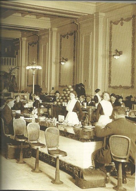 Harvey Girls - Union Train Station Judging from the rattan stools 1890-1910? Next question - where? Kansas City Restaurants, Harvey House, Harvey Girls, Vintage Menu, Vintage Photoshoot, Old Trains, City Restaurants, City Pictures, Kansas City Missouri