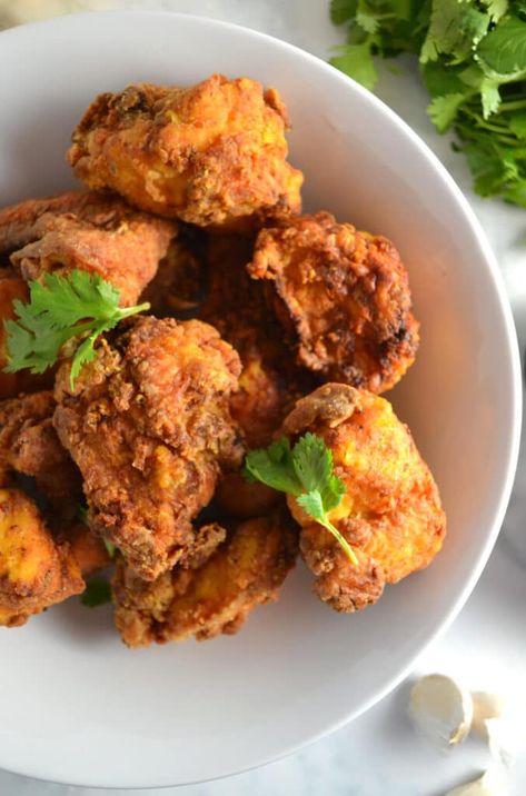 Chicharrones De Pollo (Puerto Rican Fried Chicken) Puerto Rican Style Chicken, Puerto Rican Chicken Thigh Recipes, Portugese Recipe, Puerto Rican Fried Chicken, Puerto Rican Chicharones Recipe, Puerto Rican Pollo Asado, Puerto Rican Roasted Chicken, Chicharrones Recipe, Avocado Egg Recipes