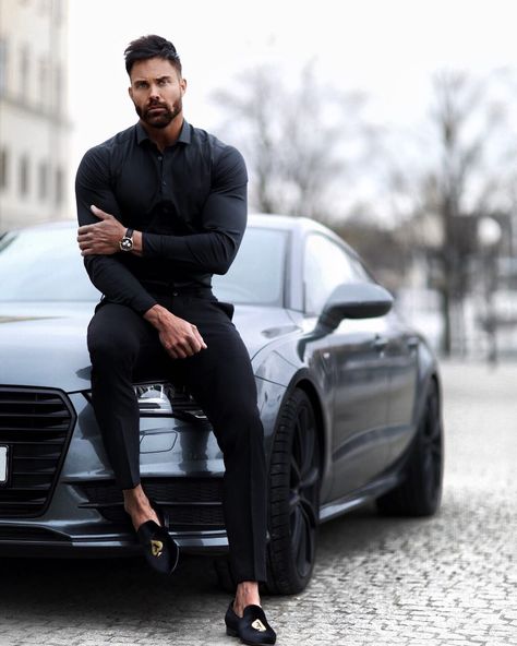 5,774 Likes, 50 Comments - ANDREAS LINDER (@andreaslinder83) on Instagram: “Every step, every move, every day” Men Cars Photography, Classic Car Photoshoot, Car Photoshoot, Car Poses, Mens Photoshoot Poses, Portrait Photography Men, Men Photoshoot, Men With Street Style, Man Photography