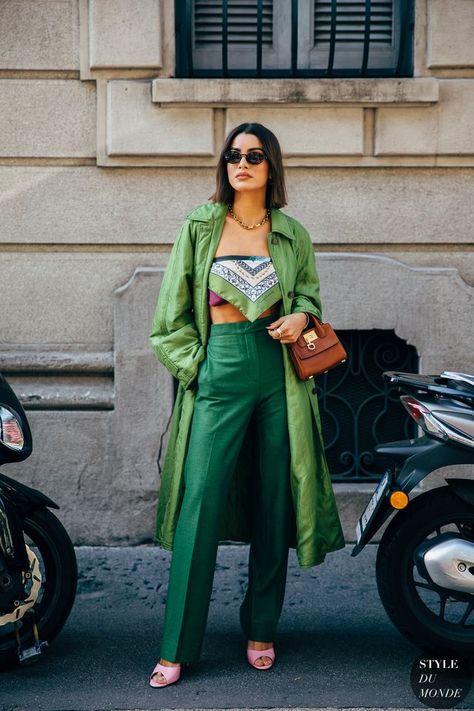 Milan SS 2020 Street Style: Camila Coelho Camila Coelho Street Style, Camila Coelho Outfits, Queens Clothes, Madrid Street Style, Camilla Coelho, Fashion Show Backstage, 2020 Street Style, Reportage Photography, Outfit Primavera