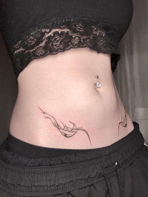 Freestyle vline tattoo design Aurora Tattoo, Curvy Swim, Future Tattoos, Tattoo Design, Girl Tattoos, Piercings, Tattoo Designs, Tattoos, Design