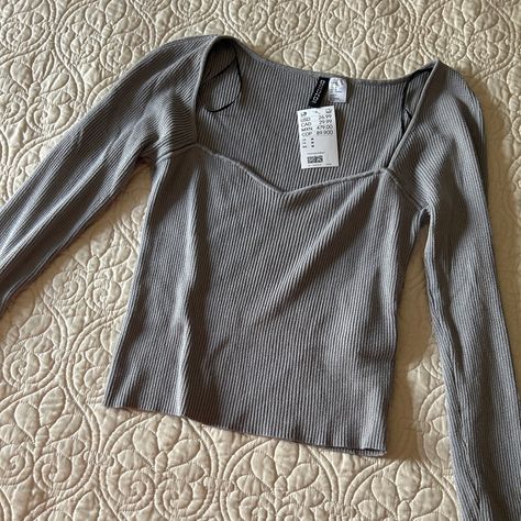 H&m Long Sleeve, H&m Tops Women, H M Shirts & Tops, Grey Long Sleeve Shirt Outfit, H And M Outfits, H&m Outfits, Grey Clothing, H M Outfits, H And M