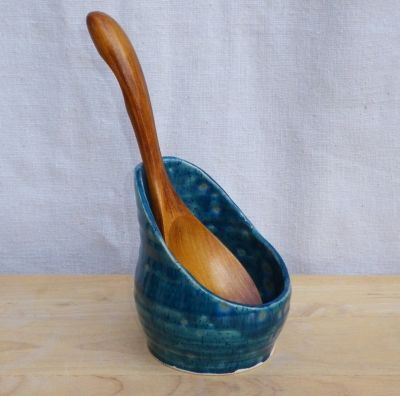 Winter Pottery, Spoon Rest Pottery, Pottery Spoon Rest, Beginner Pottery, Pottery Form, Ceramic Spoon Rest, Hand Thrown Pottery, Slab Pottery, Spoon Rests