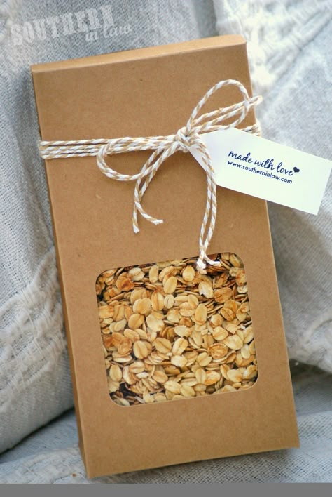 Granola Bar Packaging, Treats For Gifts, Vanilla Granola Recipe, Healthy Chocolate Cake Recipe, Granola Gift, Healthy Cream Cheese, Vanilla Granola, Homemade Chocolates, Bar Packaging