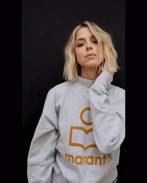 Anh Co Tran, A Bob, Hair Bob, Hair Dresser, Cut And Style, Bob Hairstyles, Love A, Hair Goals, Graphic Sweatshirt