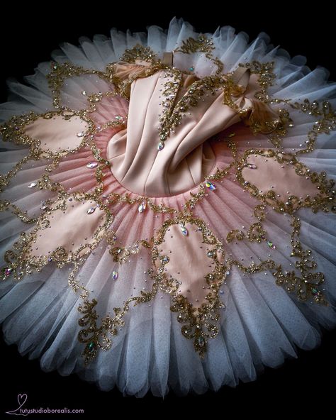 Aurora Act 3 Tutu, Aurora Ballet Costume, Ballerina Shoes Outfit, Dancer Fits, Aurora Ballet, Awakening Of Flora, Sugar Plum Fairy Costume, Ballerina Tutu Dress, Ballet Costumes Tutus