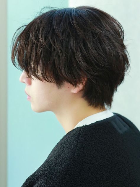 Kpop Undercut Hairstyle, Japan Hairstyle Men, Japanese Hairstyle Men, Layered Hair Men, Iphone In Hand, Japan Hairstyle, Blank Image, Iphone Image, Short Hair Back