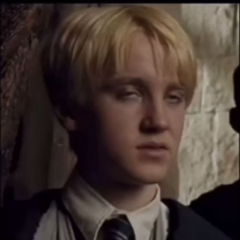 Draco Malfoy Cursed Pictures, Draco Malfoy Funny Face, Funny Draco Malfoy Pictures, Funny Draco Malfoy, Draco Funny, Draco Malfoy Pfp, Tom Felton Funny, Draco Malfoy Memes, Draco Malfoy Funny