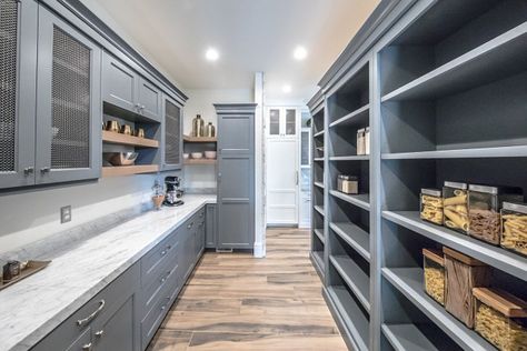 Grey pantry. Walk in pantry with grey cabinets. This home also features a walk-in pantry with grey cabinets and Carrara marble countertop. Grey pantry #Grey #pantry Tree Haven Homes & Danielle Loryn Design Kitchen Butlers Pantry, Pantry Layout, Dream Pantry, House Pantry, Pantry Room, Butler’s Pantry, Pantry Remodel, Butlers Pantry, Kitchen Pantry Design