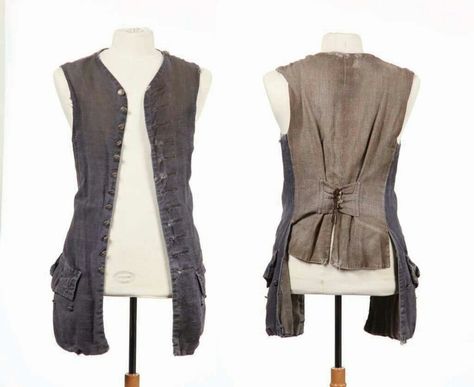 Pirate Vest Pattern, Vintage Pirate Costume, Pirate Vest, Jack Sparrow Cosplay, 18th Century Mens Fashion, Jack Sparrow Costume, Waistcoat Pattern, Peter And The Starcatcher, Beauty And The Beast Costume