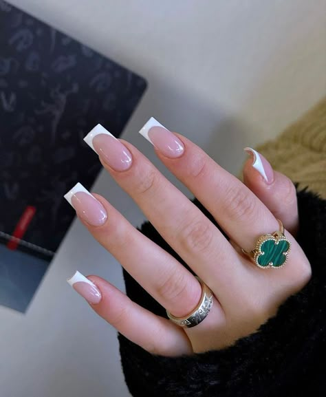 Ac New Leaf, Autumn Winter 2022, Simple Acrylic Nails, French Tip Acrylic Nails, French Acrylic Nails, Glow Nails, Girly Acrylic Nails, Classy Acrylic Nails, Short Square Acrylic Nails