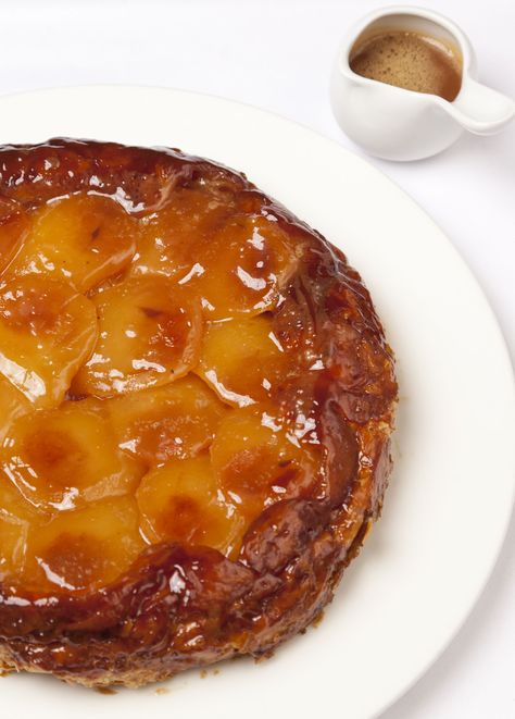 Tarte Tatin is a French classic, spectacular to present and fun to prepare. Richard Davies' classic tarte Tatin recipe is laced with some expert tips for nailing this old favourite. Serve simply with clotted cream or ice cream. Tarte Tartin, Tart Tatin, Tarte Tatin Recipe, Apple Tarte, Cooking Icon, Great British Chefs, Vegan Ingredients, French Dessert, Bobby Flay