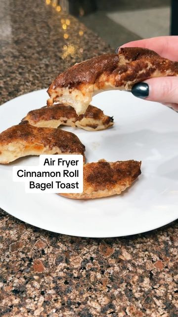 Air Fryer Cream Cheese Bagels, Bagel Dessert Ideas, Bagel Cream Cheese Cinnamon Air Fryer, Cinnamon Bagels Topping, Bagel Thins Breakfast, Bagel Thins Recipes, Cream Cheese Bagel Ideas, Airfryer Bagels, Bagel In Air Fryer