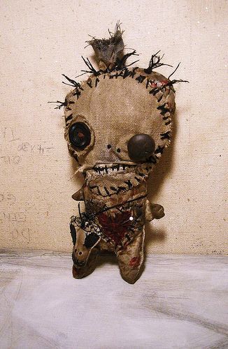 The Love Voodoo Doll To see my full collection of work visit my Flickr here www.flickr.com/.......(Aww i think hes cute..stacy) Voodoo Halloween, Voodoo Child, Creepy Toys, Voodoo Hoodoo, Zombie Dolls, Ugly Dolls, Voodoo Doll, Monster Dolls, Spirit Dolls