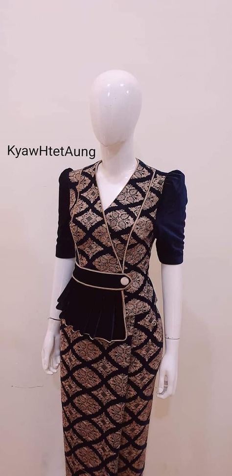 pakaian kebaya modern Batik Office Look, Batik Dress Modern Simple, Dres Batik, Tenun Dress, Model Dress Batik, Batik Model, Mode Batik, Model Dress Kebaya, Modern Filipiniana Dress