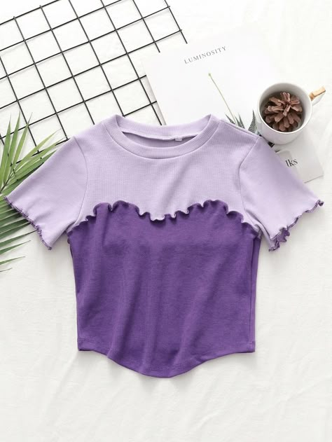 Lettuce Trim Asymmetrical Hem Spliced Tee | SHEIN USA Reworked Clothes, Ropa Upcycling, Kawaii Fashion Outfits, Crop Top Outfits, Fashion Design Clothes, Sweet Dress, Women T Shirts, Blackpink Fashion, Asymmetrical Hem