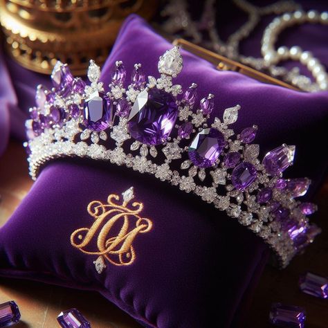 Purple Crown Aesthetic, Purple Crowns, Fantasy Crown, Crown Aesthetic, Purple Crown, Royal Crown Jewels, Ancient Jewels, Purple Vibe, Headpiece Jewelry