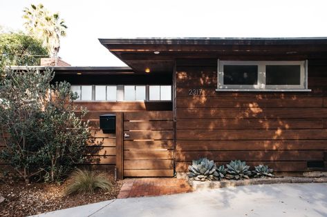 Photo 19 of 244 in Exterior Wood Mid-Century Photos - Dwell Horizontal Wood Siding Exterior, Landscape Entryway, Wood Siding Exterior, Lighting Landscape, Coast House, Mid Century Exterior, Modern Renovation, Midcentury Home, House With Porch