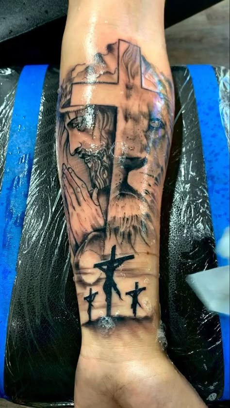 Lion Jesus Tattoo, Jesus Tattoo On Arm, Forearm Tattoos Men, Forearm Tattoos For Guys, Christian Cross Tattoos, Fine Art Tattoo, Tattoos For Guys Forearm, Arm Tattoos For Guys Forearm, Tattoo Ideas Males