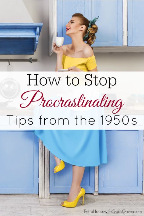 Procrastination isn't a new problem, even the idyllic 1950s housewife struggled with it. These tips from a vintage homemaking magazine still work today! #retro #1950s Vintage Homemaking, 50's Housewife, Stepford Wives, 50s Housewife, Clean Hacks, 1950s Housewife, Happy Homemaking, Christian Homemaking, Vintage Housewife