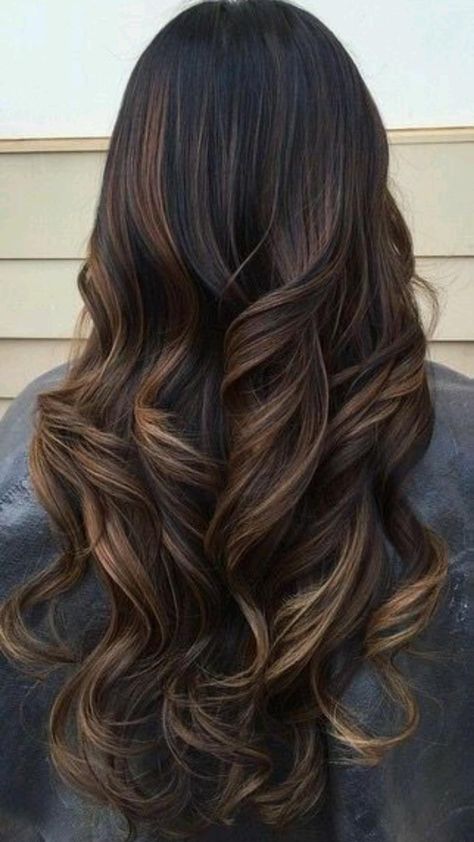 Long Brunette, Brown Hair Balayage, Brown Highlights, Balayage Brunette, Long Wavy Hair, Hair Color For Black Hair, Hair Color Trends, Brown Hair Colors, Brunette Hair