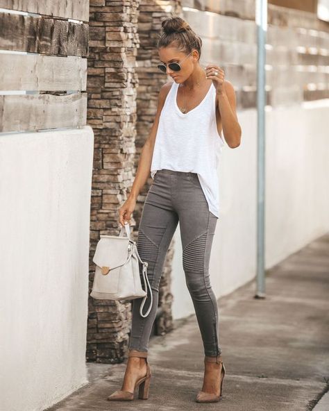 Adorable Outfits, Summer Work Outfits, Looks Street Style, Work Outfits Women, Grey Pants, Dark Fashion, Business Casual Outfits, Spring Outfits Casual, Work Attire