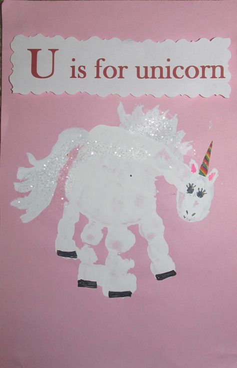 Unicorn handprint pink Unicorn Handprint, Unicorn Crafts For Preschoolers, Diy Unicorn Crafts, Unicorn Crafts For Kids, Projects For Preschool, Unicorn Craft, Footprint Crafts, Diy Unicorn, Crafts For Preschoolers