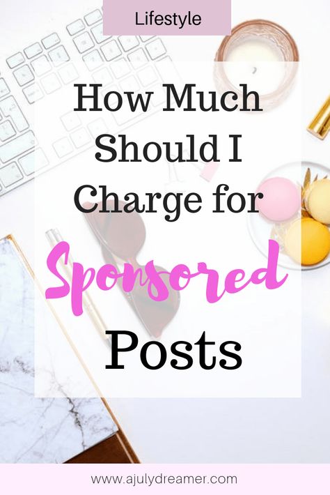 Sponsored posts are one of the many ways that bloggers make money from blogging. Often, bloggers struggle with how much one should charge for a sponsored post. Blogger Media Kit, Social Media Work, Earn Money Blogging, Sponsored Posts, Blogging Advice, Media Kit, Blog Social Media, Make Money Blogging, Money Blogging