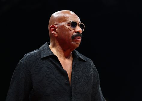 'Family Feud' fans stunned by Steve Harvey's major physical transformation Michael B Jordan, Family Feud, Steve Harvey, Looking Dapper, Health Business, Travel Outdoors, Tech Fashion, Tv On The Radio, Music Film