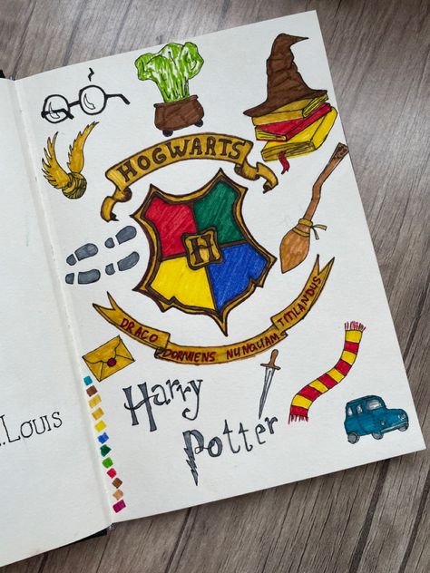 Hogwarts Art Draw, Harry Potter All Characters, Harry Potter Sketches Easy, Harry Potter Journaling, Harry Potter Journal Ideas, Drawing Ideas Harry Potter, Dibujos Harry Potter, Harry Potter Origami, Harry Potter Dibujos