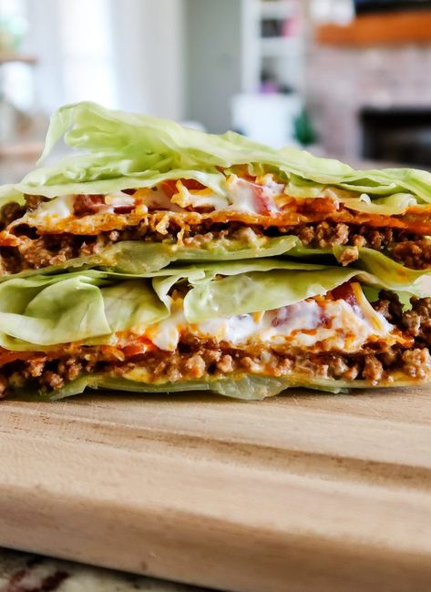 Keto Crunchwrap, Crunchwrap Supreme Recipe, Taco Bell Crunchwrap Supreme, Taco Bell Crunchwrap, Crunchwrap Recipe, Crunchwrap Supreme, Crunch Wrap, Quick Meal Prep, Keto Lasagna