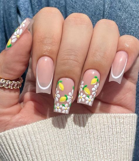 Lemon Nails, Cute Spring Nails, Cute Acrylic Nail Designs, Short Square Acrylic Nails, Trendy Nail Design, Nail Designs Spring, Chic Nails, Square Acrylic Nails, Short Acrylic Nails