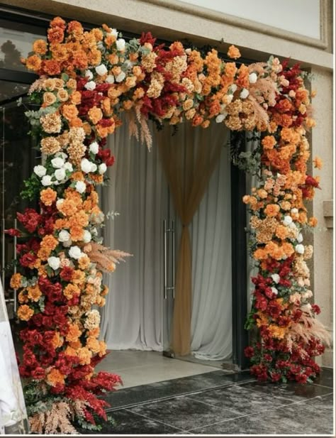 Terracota Wedding Decorations, Orange Wedding Backdrop, Gold Wedding Reception Tables, Couple Seating, Wedding Staircase, Orange Wedding Decorations, Wedding Mockup, Pearl Bridal Shower, Wedding Gate