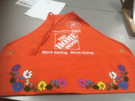 Home Depot Apron Art Ideas, Apron Painting Ideas, Home Depot Apron Art, Home Depot Apron, Apron Art, Painted Apron, Apron Ideas, Apron Sewing, Apron Sewing Pattern