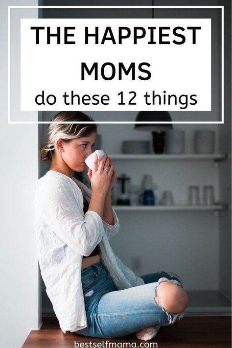 Being a mom is just really hard work. Here are 12 habits of happy moms that can make a big difference in your daily life. How To Make Your Mom Happy, Mom That Loves To Clean, How To Be A Fun Mom, Single Working Mom, Sahm Memes Funny, Mom Motivation, Stay At Home Mom Memes Hilarious, Working Mom Life, Mom Life Hacks