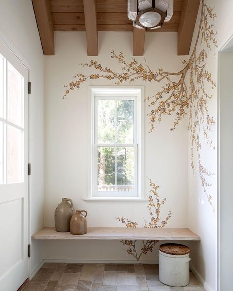 Chinoiserie Room, Beadboard Wallpaper, Nantucket Home, Wall Stencil Patterns, Painted Wallpaper, Inspiration Wallpaper, Hand Painted Wallpaper, Wooden Vanity, Wall Murals Painted