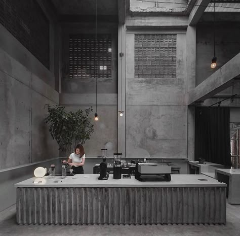 Industrial Coffee Shop Design, Industrial Coffee Shop, Industrial Cafe, Cafe Shop Design, Concrete Finish, Coffee Shops Interior, Coffee Shop Design, Cafe Interior Design, Store Design Interior