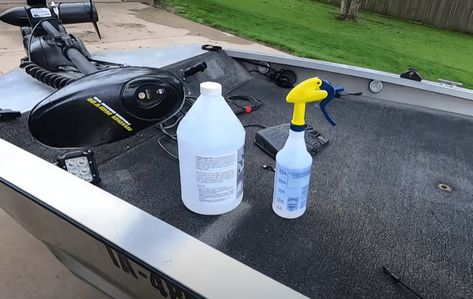 Dilute you’re aluminum cleaning solution How To Clean Aluminum, Remove Water Spots, Boat Table, Aluminum Fishing Boats, Boat Paint, Diy Cleaning Products Recipes, Boat Cleaning, Water Sprayer, Boat Lift