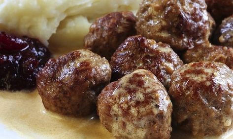 Finnish Meatballs, Basic Meatball Recipe, Finnish Cuisine, Culture Recipes, Danish Recipes, Finnish Food, Scandinavian Recipes, Finnish Recipes, European Recipes