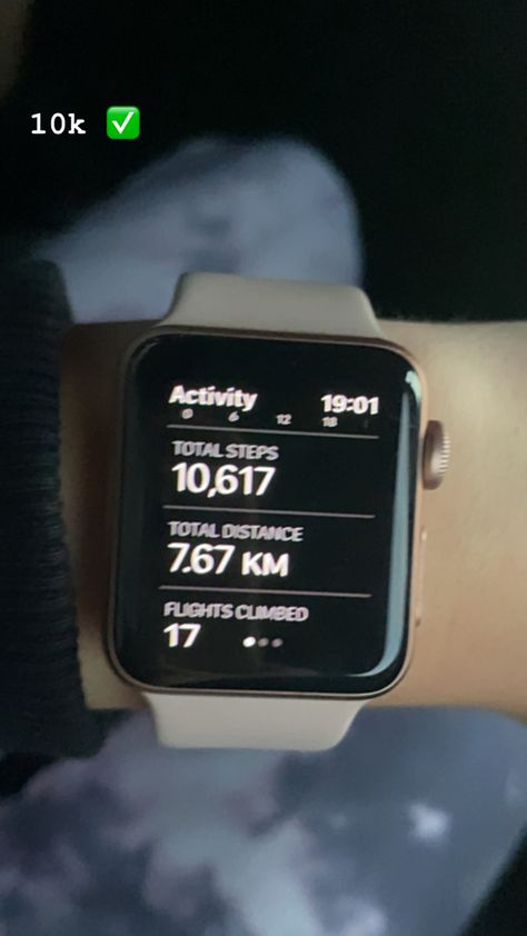 Apple Watch Exercise Aesthetic, Lifestyle Change Aesthetic, 10000 Steps Aesthetic, Vision Board Pictures Walking, Apple Watch Aesthetic Workout, 2023 Vision Board Aesthetic Health, Apple Watch Steps Aesthetic, Walks Vision Board, Prioritizing Health Aesthetic