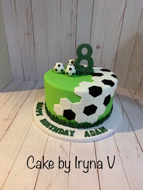 Simple Football Cake Design, Soccer Birthday Cakes Boy, Birthday Soccer Cake, Soccer Cake Ideas For Boys, Cake Football Birthday, Soccer Cake Ideas, Birthday Cake Football, Football Cakes For Boys, Soccer Themed Cake