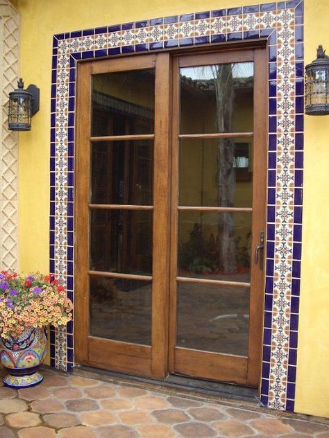 Tiled Door Frame Tile Door Frame, Tiled Door, Mexican Style Homes, Deco Tile, Tile Border, Spanish Style Architecture, Exterior Tiles, Spanish Decor, Mexico House