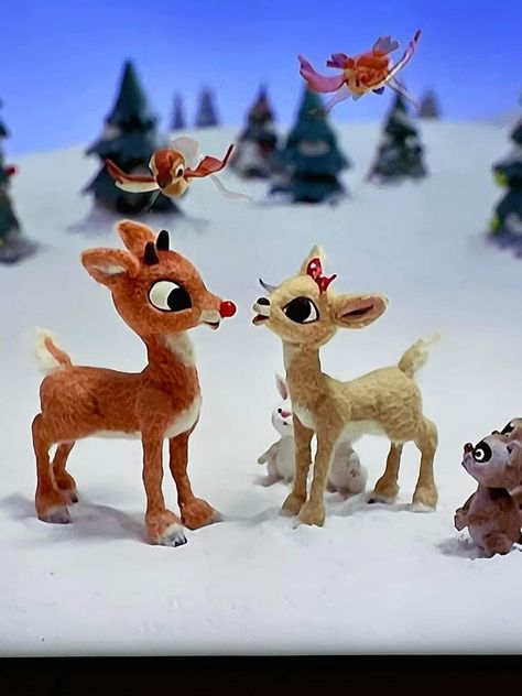 Rudolph Clarice, Reindeer Wallpaper, Rudolph And Clarice, Christmas Fanart, Diy Sculpture, Christmas Widgets, Rudolph Red Nosed Reindeer, Christmas Posters, Rudolph Reindeer