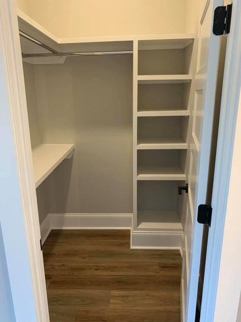 Small Walk In Closet Ideas Layout, Narrow Closet Design, Narrow Closet, Master Bath And Closet, Closet Redo, Closet Planning, Hallway Closet, Closet Design Layout, Diy House Renovations