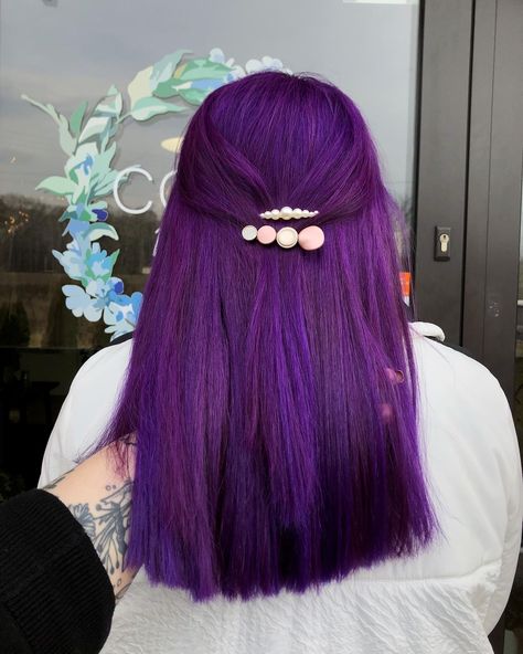 Violet Hair, Hair Color Purple, Colorful Hair, Color Inspo, Hair Inspo Color, Beauty Hair, Prom Hair, Pink Hair, Deep Purple